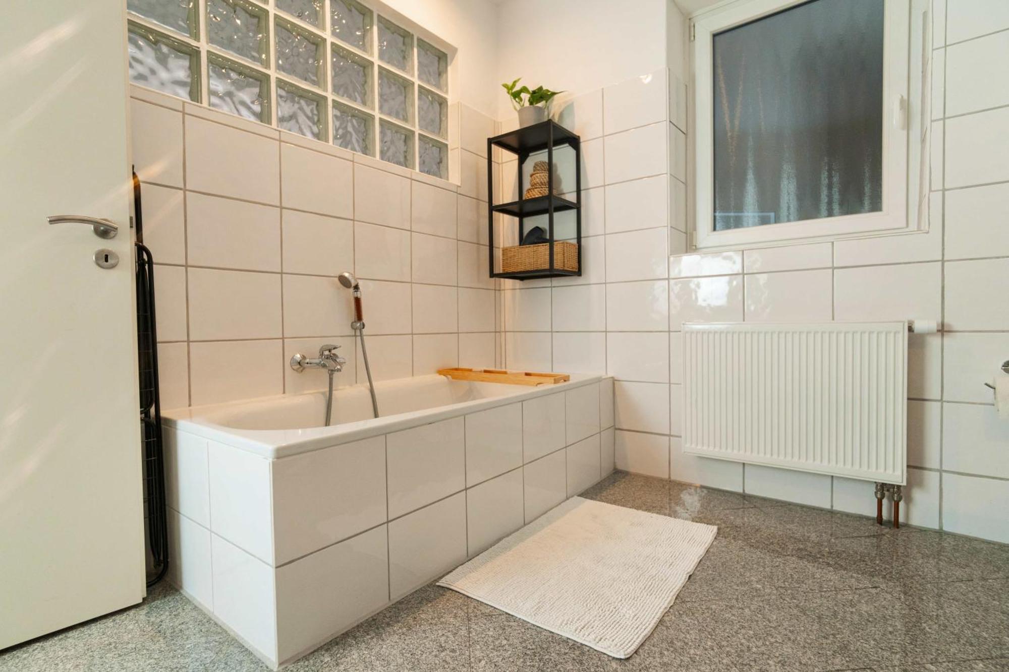 Urban Apartment - Stilvoll & Im Herzen Der Stadt Bremerhaven Exterior photo